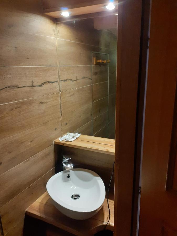 casa claudio-APPARTAMENTI IN CENTRO Campitello di Fassa Exterior foto